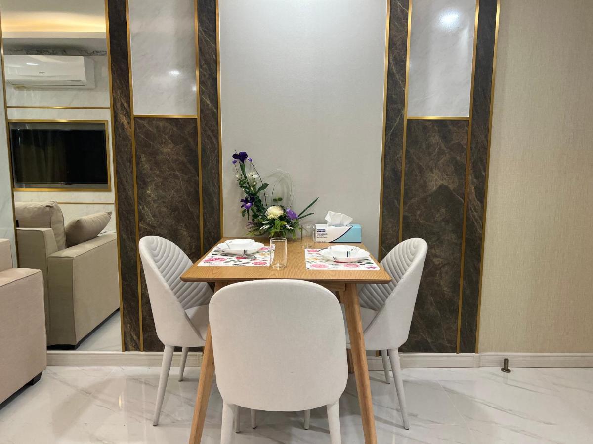 חוף ג'ומטיין Romantic Beach Apartment芭堤雅水系高档酒店式公寓可做饭 מראה חיצוני תמונה